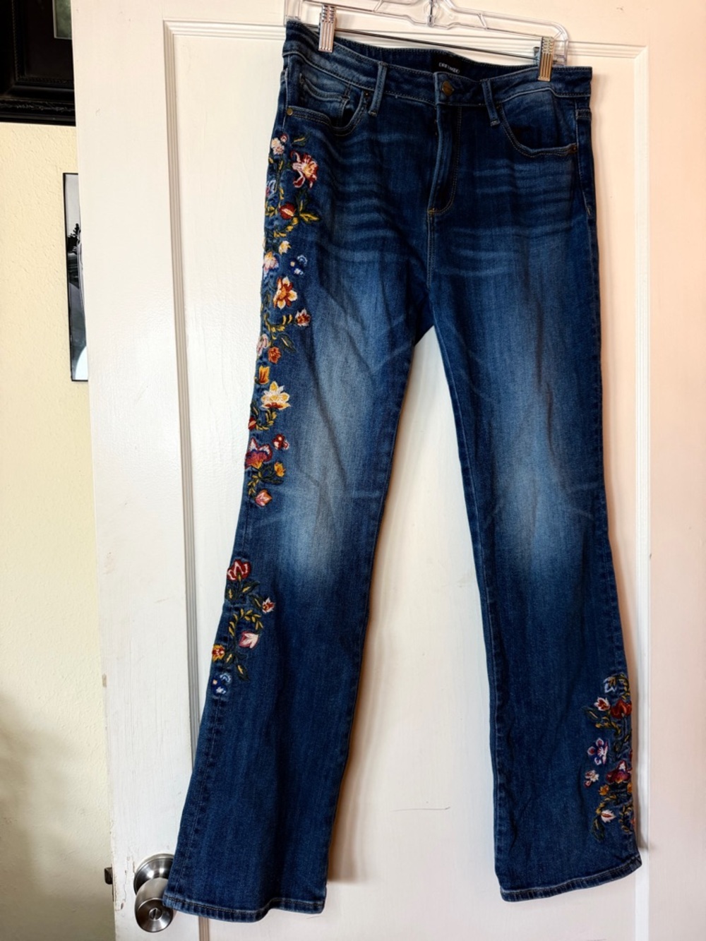 Driftwood Dark Blue Embroidered Floral Appliqué Jeans Denim Bootcut Flare - Picture 3 of 14